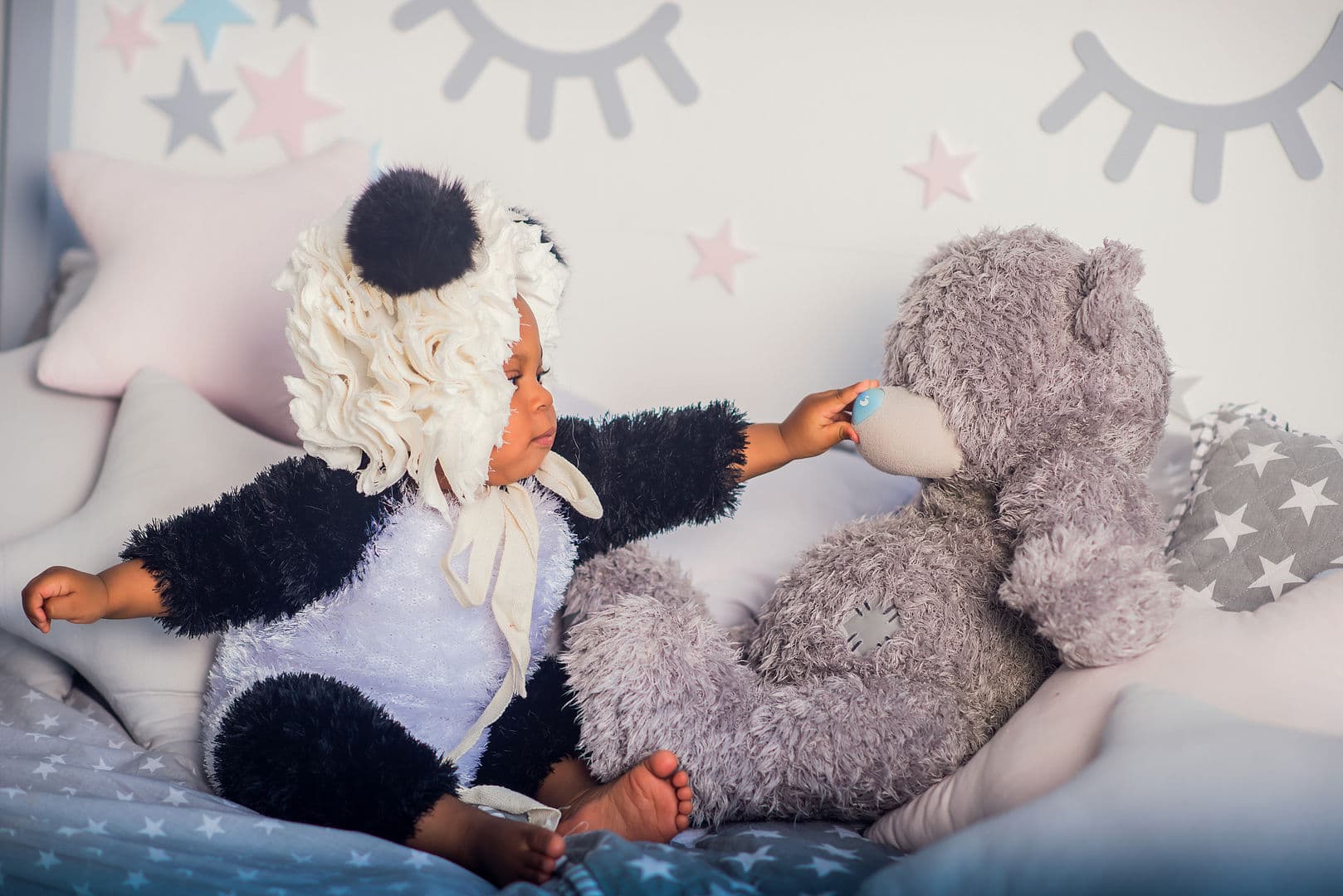 Adorable baby sitter session