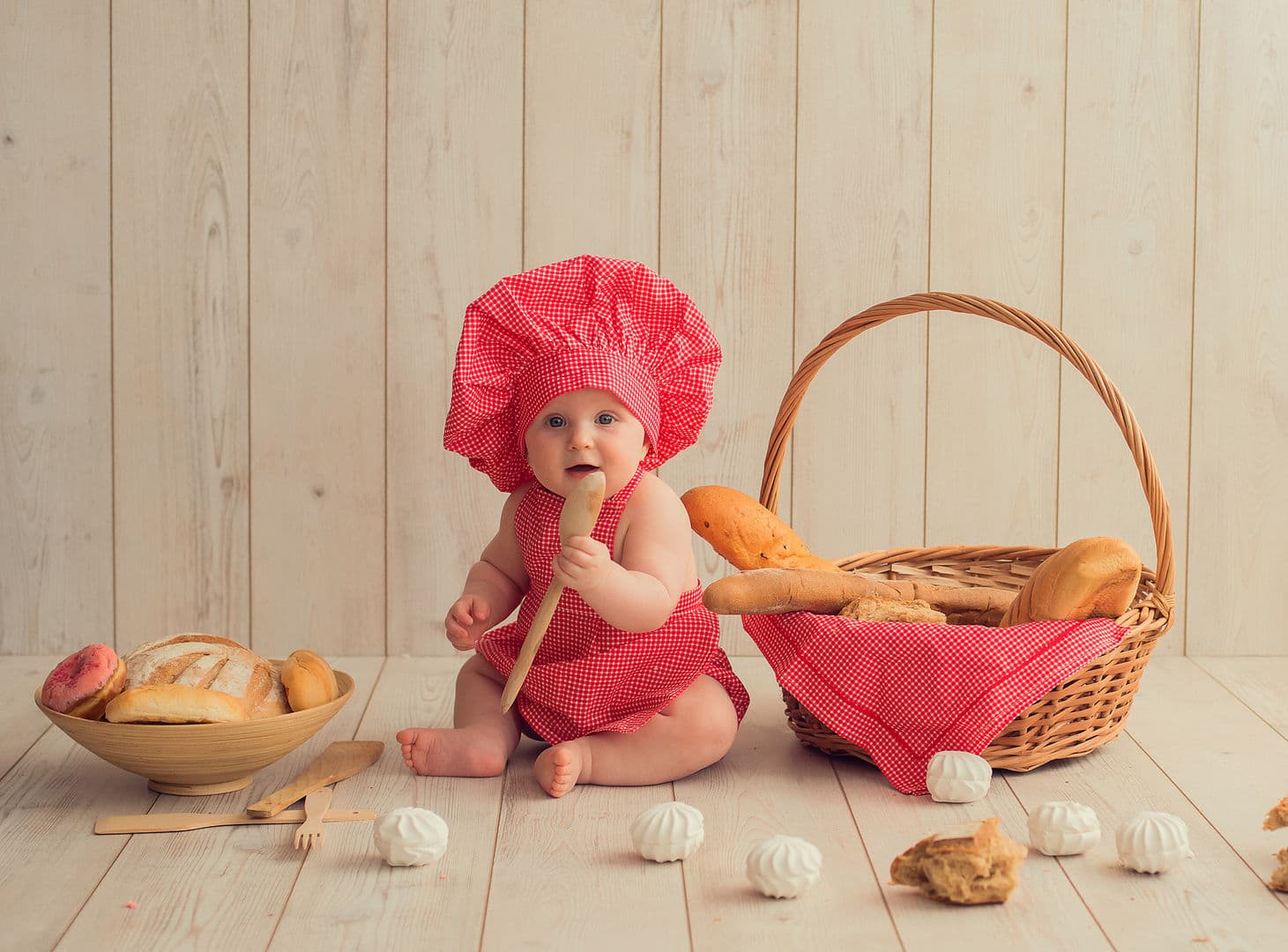Charming baby sitter photography session