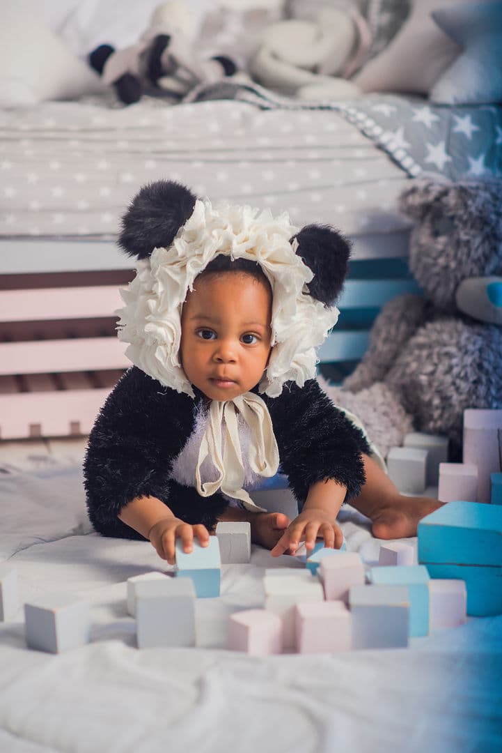 Precious baby cake smash portrait