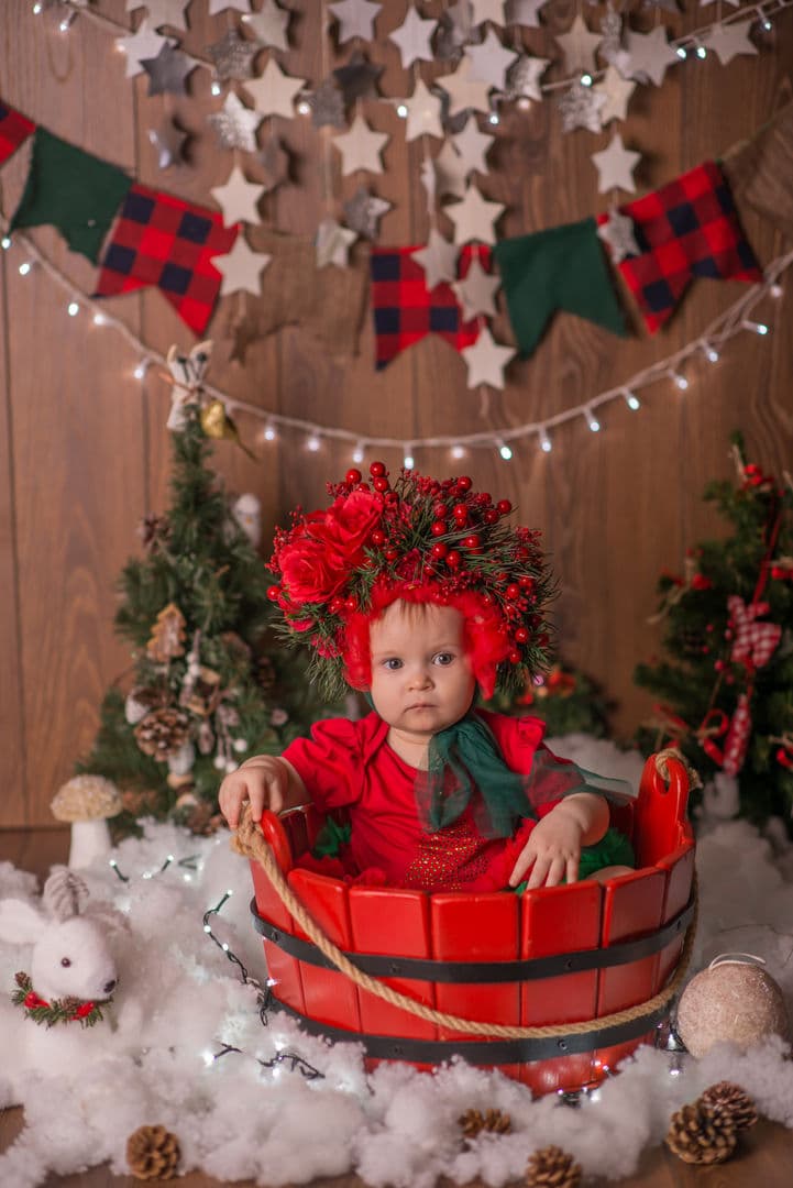 Joyful cake smash celebration